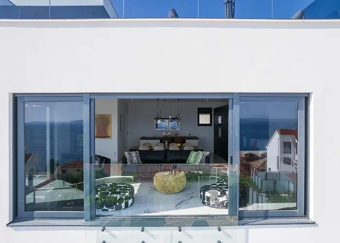 Julian With A Heated Pool * 트로기르