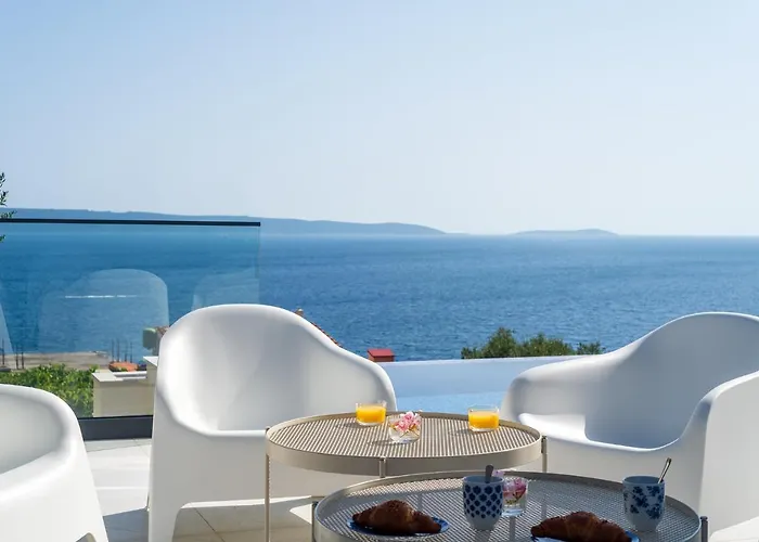 Julian With A Heated Pool * 트로기르