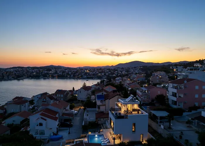 Julian With A Heated Pool Trogir