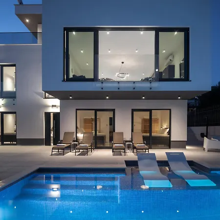 Villa Julian With A Heated Pool Trogir